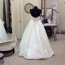 Style The New Black Other Miscellaneous Bridal Shopping Tips Wedding Dress Bustle Wedding Dress Alterations Wedding Gown Bustle