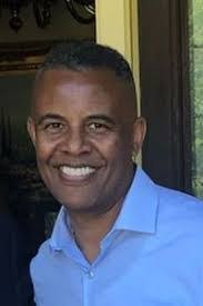 Elena Oglesby's Instagram, Twitter & Facebook