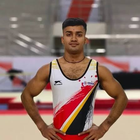 तपन मोहंती जिम्नास्टिक्स में भारत के नेशनल चैंपियन हैं।