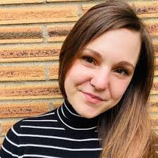 Ashley Boatman's Instagram, Twitter & Facebook