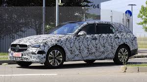 It is available in 8 variants, 4 engine options that are bs6 compliant and a single automatic. New 2021 Mercedes C Class Estate Spotted Ahead Of Official Arrival Auto Express