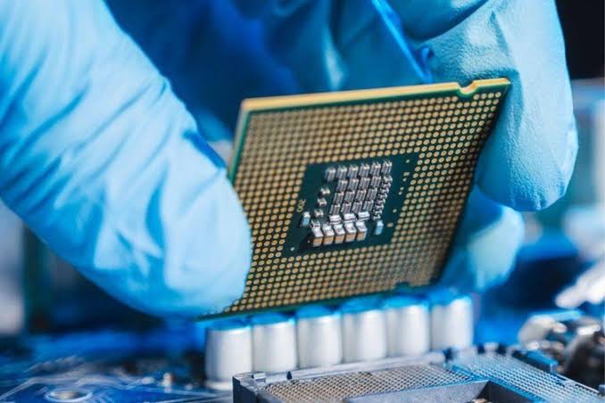  semiconductor stocks 