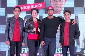 Width related image of peserta akhir mentor milenia 2017 along, usop, elica dan syeera. Siapakah Protege Pilihan Tomok Akim Black Dan Hazama Selebriti Online