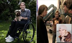 Directed by david yates, harry potter and the deathly hallows stars rupert grint as ron weasley alongside daniel radcliffe and emma watson. Harry Potter Stunt Double Was Paralysed In Accident On Set Daily Mail Online