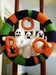 Vous pouvez télécharger ces patrons gratuits sur le site et à taille réelle. Epingle Par Martine De Sur Hallowen Avec Images Tricot Et Crochet Crochet Citrouille Crochet