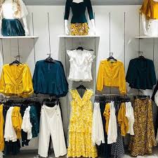 Nichii Saudi Arabia On Instagram تشيكلات منوعة من نتشي لدى فروعنا واونلاين للتسوق عبر اللينك في البايو Wardrobe Wardrobe Rack Home Decor