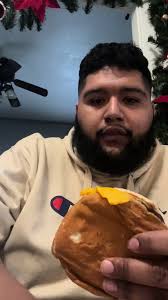 Burger king whopper with cheese #fyp #burger #foodtiktok #559 #viralvideo