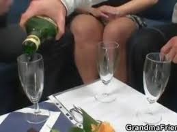 Type the two words shown in the image Grandmafriends Com Porno Videos