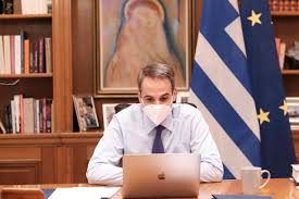 Είναι παντρεμένος και πατέρας τριών παιδιών. Kyriakos Mhtsotakhs H Oikogeneiakh Fwtografia Poy Anebase Gia Thn Prwtoxronia