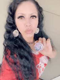 Healing Plumping Lip Gloss