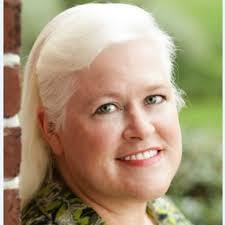 Karen Squires's Instagram, Twitter & Facebook