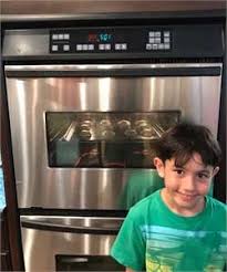 The oven will not unlock itself on its own even if it is disconnected from its power source. Solved Whirlpool Accubake Self Clean Oven Error Code S Fixya