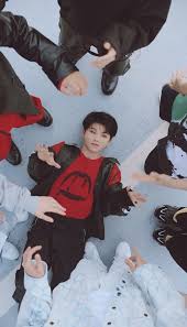 Woozi Left Right Mv In 2020 Seventeen Woozi Seventeen Kpop