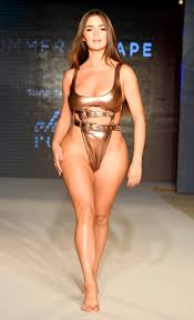 Demi rose model and instagramstar from united kingdom. Demi Rose Shows Off Her Incredible Curves On The Catwalk In Thong Swimwear