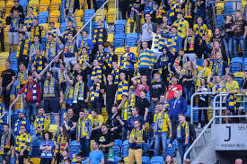 Strona poświęcona dla kibiców gdyńskiej arki Arka Gdynia Miedz Legnica Znajdz Sie Na Zdjeciach Galeria Z Trybun Gol24 Pl