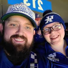 fans staying loyal to kentucky wildcats team