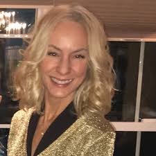 Dawn Mulvey's Instagram, Twitter & Facebook