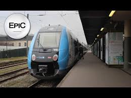 Pourquoi voyager en train vers paris ? From Paris To Versailles On Train France Hd Youtube