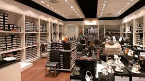 Tauchen sie ein in die bunte welt der kinderliteratur. G K Mayer Shoes Outletstore Roppenheim