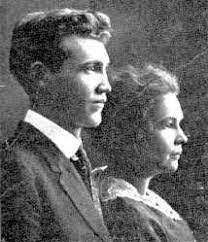 Crista Carson's Instagram, Twitter & Facebook