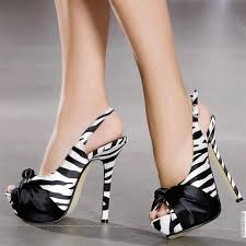 Black And White Striped Platform Heels 30 Trends Shoes Trending Shoes Heels Fashion Shoes