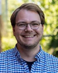 Shawn Strawn's Instagram, Twitter & Facebook