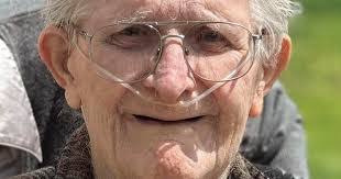 Richard Eastman's Instagram, Twitter & Facebook