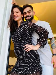 Candid Pictures Of Celebrity Couple Virat Kohli And Anushka Sharma Photogallery virat kohli and anushka sharma