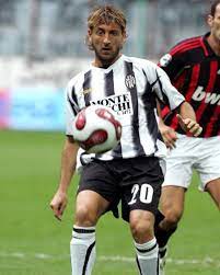 Midfielder locatelli started and finished the move from which he opened the scoring, netting from close range following sassuolo team mate domenico berardi's excellent run down the right wing. Tomas Locatelli