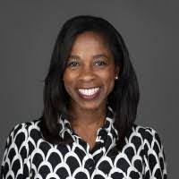 Lisa Engelhardt's Instagram, Twitter & Facebook