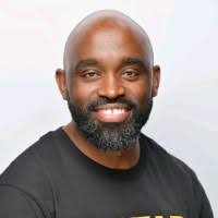 1900+ "Élvis" profiles