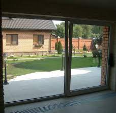 Elle offre deux utilisations : Baie Vitree Oscillo Coulissante Roto Ville Doors En Pvc A Double Vitrage De Securite