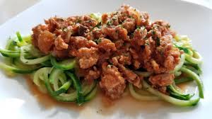 How to make zucchini pasta with meat sauce. Zucchini Spaghetti With Ground Turkey Meat Sauce Hsn Inspiralizer Noodle Maker Youtube