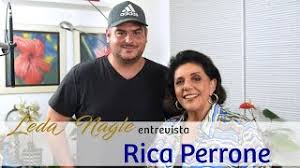 Iniciou a carreira nas redações dos jornais gazeta de pinheiros e a gazeta esportiva, além de atuar como repórter esportivo da rádio abc, de santo andré. Futebol Assunto Do Youtuber E Jornalista Rica Perrone Leda Nagle Youtube