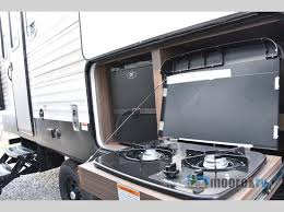rvs with outdoor kitchens