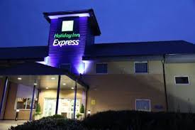 From 2005 to 2016, the hotel was themed after the children's television channel. Holiday Inn Express Braintree In Braintree Essex Cm77 7ab Book Rooms Direct