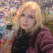 Faye Dodd's Instagram, Twitter & Facebook