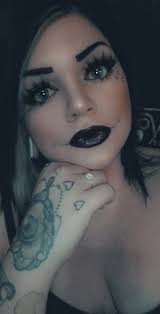 Good Morning! Do you accept costume jewelry?