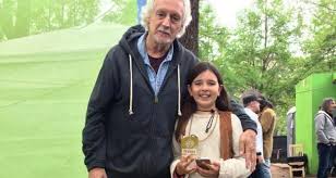 Открыть страницу «nito mestre» на facebook. Juanitareportera En El Country Music Festival Como Fue Tu Infancia Nito Mestre La Opinion