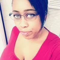 Devon Sharp's Instagram, Twitter & Facebook