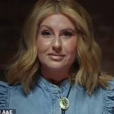 Nina Palmer's Instagram, Twitter & Facebook