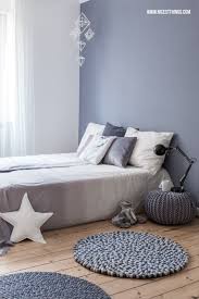 Da der bewegungsablauf des tireurs einen hohen grad an automatisierung erreicht, müssen die ausgangsbedingungen für einen schuß immer annähernd gleich sein. Kugelteppich Ombre Bettwasche Schlafzimmer Roomtour Nicest Things