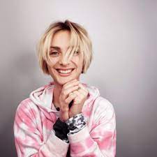 Czech woman a day (26) : Bara Polakova Presunuto Club Warehouse