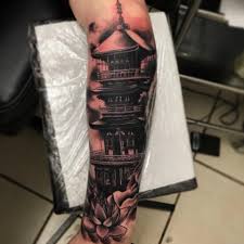 Talking about this particular tattoo of the elephant with a balloon looks just too cute and is sure to be loved by all the girls out there. Done This Japanese Building Today Rosa Negra Tattoos Facebook