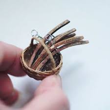pin by jo dirbas on klein sehr klein und winzig miniature dolls doll house dollhouse miniatures