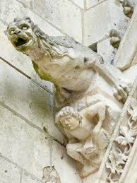 Stock Photo Gargouille Statues Et Eglise
