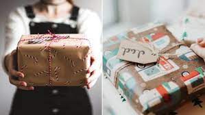 Father's day is quickly approaching, and before you go halfsies with your sibling on a gift card or pick up yet another pair of socks, flip through these fun items that match all sorts of hobbies. Father S Day 2020 Gift Ideas Unique And Personalised Presents To Put A Smile On Your Dad S Face Latestly