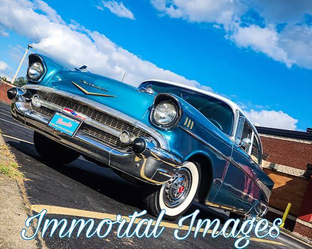 Car with fender skirts at car museum