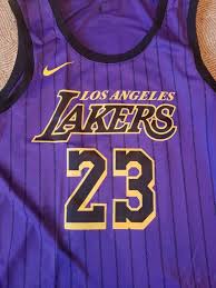 We are gold, not yellow. Nwt Nike La Lakers Lebron James Jersey Purple Yellow Black Pinstripe 3xl Sidelineswap