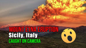 May 30, 2021 · leggi su sky tg24 l'articolo etna in eruzione, fontana di lava e nube alta 6,5 chilometri. Eruption Of Mount Etna In Italy Etna Eruzione Oggi 2021 Youtube
